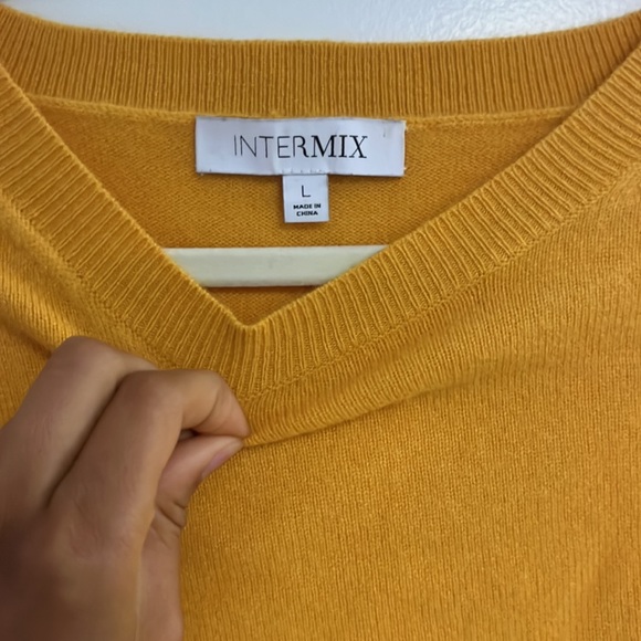 Mustard Cachmere Sweater - Picture 2 of 3